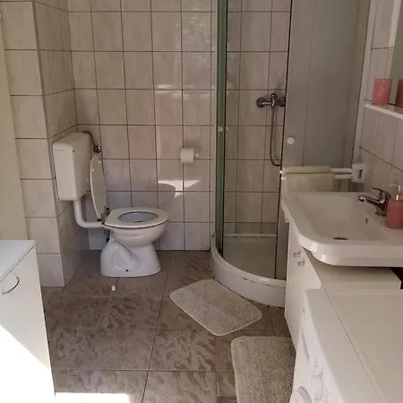 Buic Apartment *